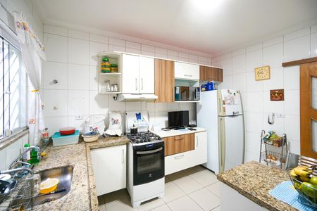 Casa para alugar com 100m², 3 quartos e 2 vagasCozinha