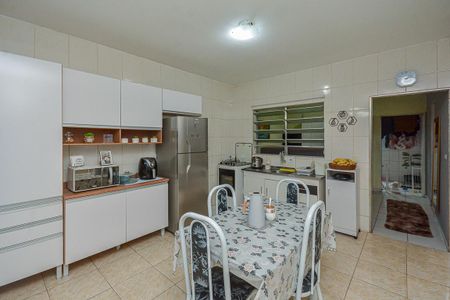 Casa à venda com 250m², 5 quartos e sem vagaCozinha