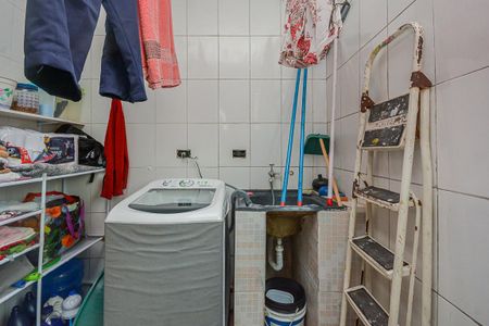 Casa à venda com 250m², 5 quartos e sem vagaÁrea de Serviço