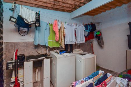 Casa à venda com 250m², 5 quartos e sem vagaÁrea de Serviço