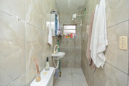 Casa à venda com 250m², 5 quartos e sem vagaBanheiro 2