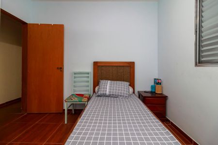 Casa para alugar com 200m², 3 quartos e 2 vagas Casa para alugar com 200m², 3 quartos e 2 vagasQuarto 2