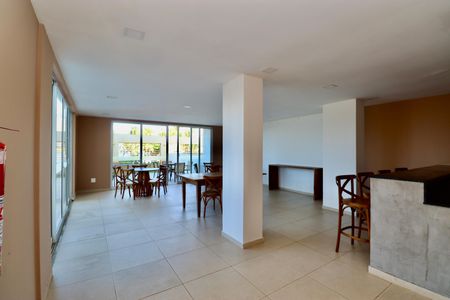 Apartamento para alugar com 70m², 2 quartos e 1 vagaÁrea comum - Salão de festas