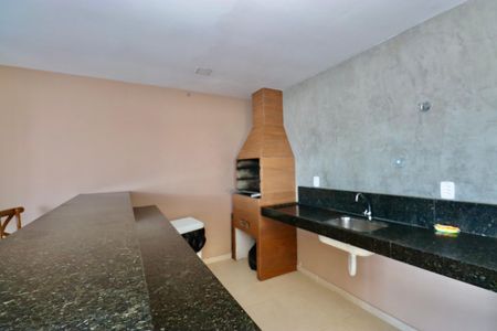 Apartamento para alugar com 70m², 2 quartos e 1 vagaÁrea comum - Salão de festas