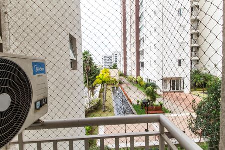 Apartamento à venda com 96m², 3 quartos e 2 vagasVaranda