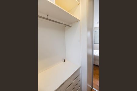 Apartamento à venda com 96m², 3 quartos e 2 vagasCloset da suíte