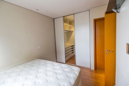 Apartamento à venda com 96m², 3 quartos e 2 vagasSuíte