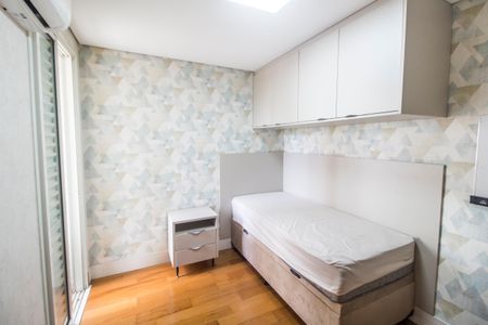 Apartamento à venda com 96m², 3 quartos e 2 vagasQuarto 3