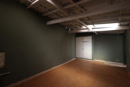 Casa para alugar com 200m², 2 quartos e 2 vagasÁrea de Serviço