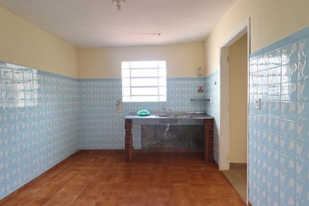 Casa para alugar com 200m², 2 quartos e 2 vagasCozinha
