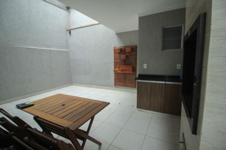 Casa para alugar com 170m², 3 quartos e 2 vagas