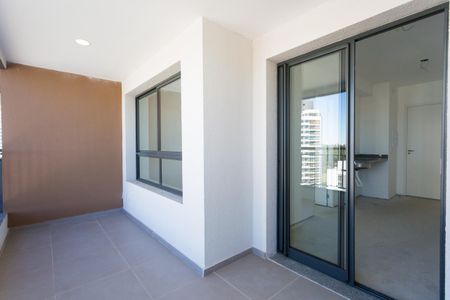 Studio à venda com 34m², 1 quarto e sem vaga Studio à venda com 34m², 1 quarto e sem vagaVaranda