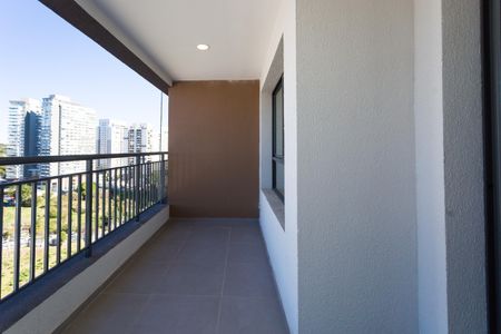 Studio à venda com 34m², 1 quarto e sem vaga Studio à venda com 34m², 1 quarto e sem vagaVaranda