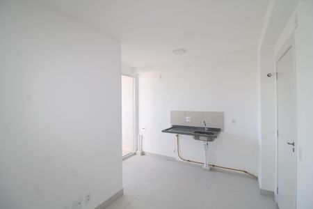 Sala / Cozinha de apartamento para alugar com 2 quartos, 37m² em Parada Inglesa, São Paulo