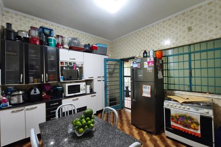 Casa à venda com 250m², 3 quartos e 4 vagas Casa à venda com 250m², 3 quartos e 4 vagasCozinha