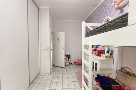 Casa à venda com 250m², 3 quartos e 4 vagas Casa à venda com 250m², 3 quartos e 4 vagasQuarto 1