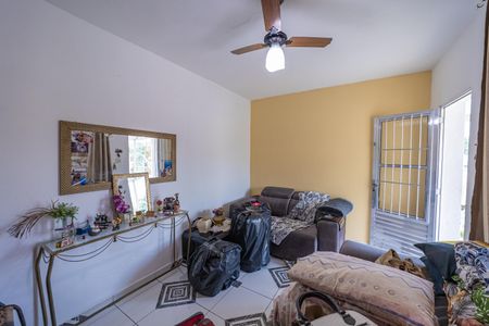 Sala de casa para alugar com 3 quartos, 200m² em Cangaiba, São Paulo