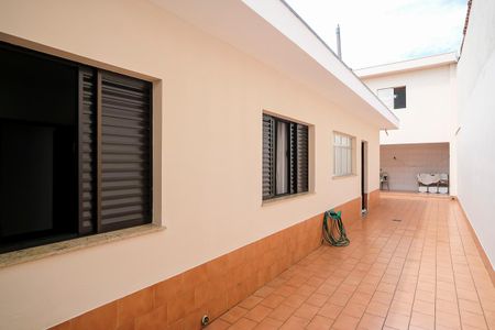 Casa à venda com 260m², 3 quartos e 2 vagasQuintal