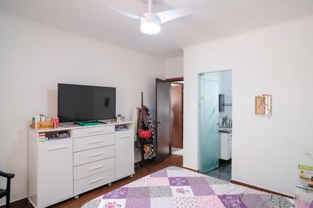 Casa à venda com 260m², 3 quartos e 2 vagasSuíte