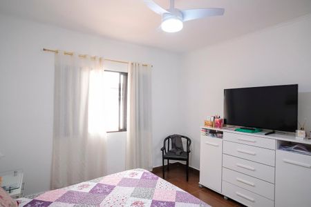 Casa à venda com 260m², 3 quartos e 2 vagasSuíte