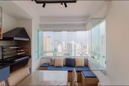 Apartamento à venda com 81m², 2 quartos e 2 vagasVaranda gourmet