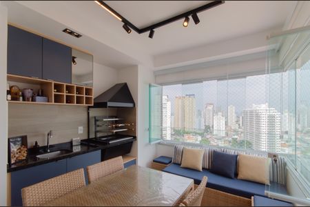 Apartamento à venda com 81m², 2 quartos e 2 vagasVaranda gourmet