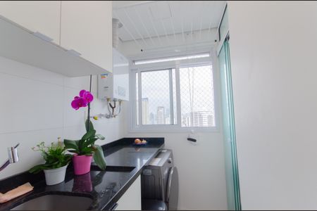 Apartamento à venda com 81m², 2 quartos e 2 vagasÁrea de Serviço