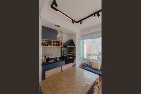 Apartamento à venda com 81m², 2 quartos e 2 vagasVaranda gourmet