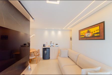 Apartamento à venda com 81m², 2 quartos e 2 vagasSala