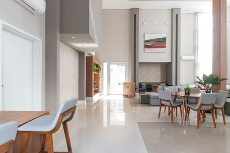 Apartamento à venda com 81m², 2 quartos e 2 vagasÁrea comum - Salão de festas