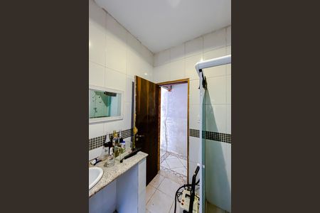 Casa à venda com 350m², 3 quartos e 2 vagasBanheiro
