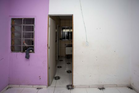 Quarto de casa para alugar com 1 quarto, 20m² em Conceição, Diadema