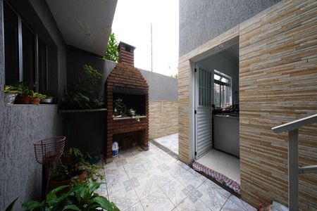 Casa à venda com 195m², 4 quartos e 2 vagasChurrasqueira