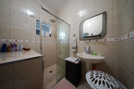 Casa à venda com 195m², 4 quartos e 2 vagasBanheiro da Suíte