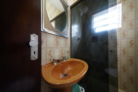 Casa à venda com 195m², 4 quartos e 2 vagasBanheiro