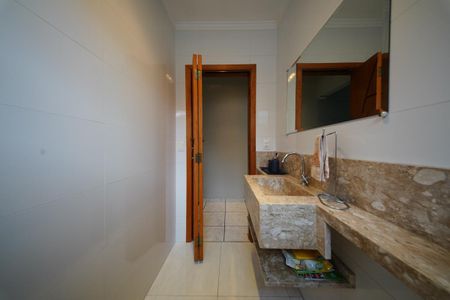 Casa à venda com 195m², 4 quartos e 2 vagasLavabo
