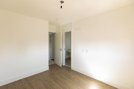Apartamento à venda com 145m², 3 quartos e 3 vagasSuíte 2