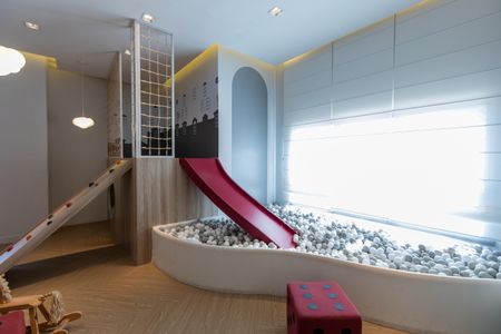 Apartamento à venda com 145m², 3 quartos e 3 vagasÁrea Comum - Brinquedoteca