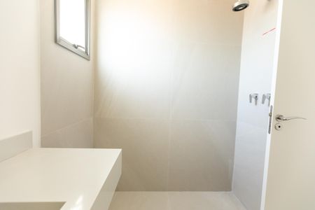 Apartamento à venda com 145m², 3 quartos e 3 vagasBanheiro da Suíte Master