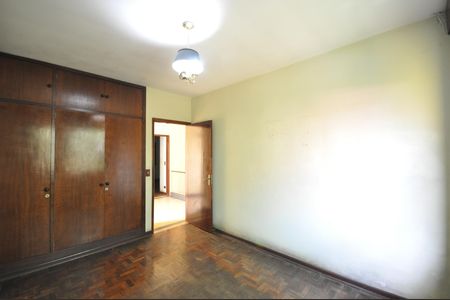 Casa à venda com 300m², 4 quartos e 2 vagasQuarto 1