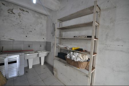 Casa à venda com 300m², 4 quartos e 2 vagasÁrea de Serviço