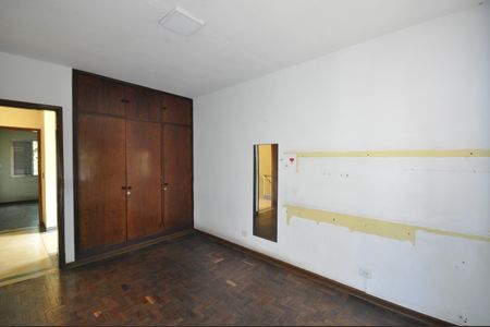 Casa à venda com 300m², 4 quartos e 2 vagasQuarto 2