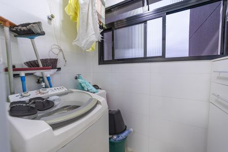 Apartamento à venda com 65m², 2 quartos e 1 vagaÁrea de Serviço