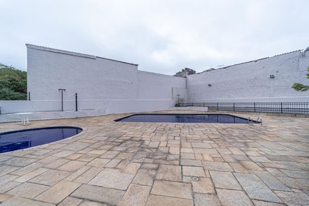 Apartamento à venda com 65m², 2 quartos e 1 vagaÁrea comum - Piscina