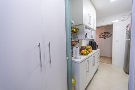 Apartamento à venda com 65m², 2 quartos e 1 vagaÁrea de Serviço