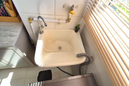 Apartamento para alugar com 46m², 2 quartos e 1 vagaÁrea de Serviço
