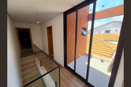 Corredor de casa à venda com 3 quartos, 170m² em Nossa Senhora do O, São Paulo