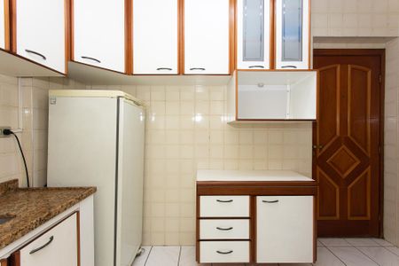 Apartamento para alugar com 70m², 2 quartos e 1 vaga Apartamento para alugar com 70m², 2 quartos e 1 vagaCozinha