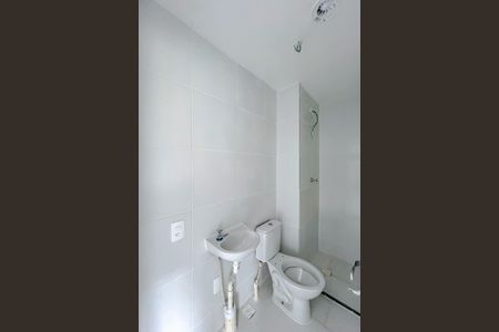 Apartamento para alugar com 34m², 2 quartos e sem vagaBanheiro
