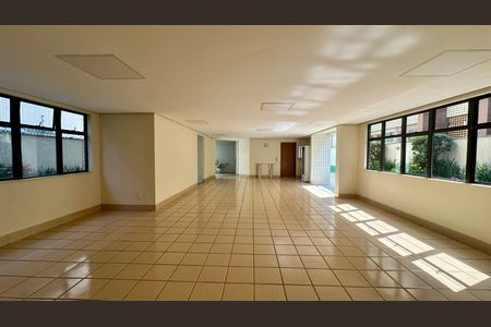 Apartamento à venda com 140m², 4 quartos e 3 vagasÁrea comum 